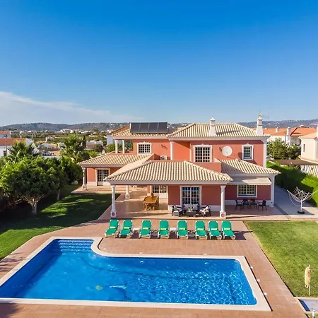 Roja- Pe Sleeps 8 With Pool Air Con And Wifi Vila Olhos de Agua (Albufeira)
